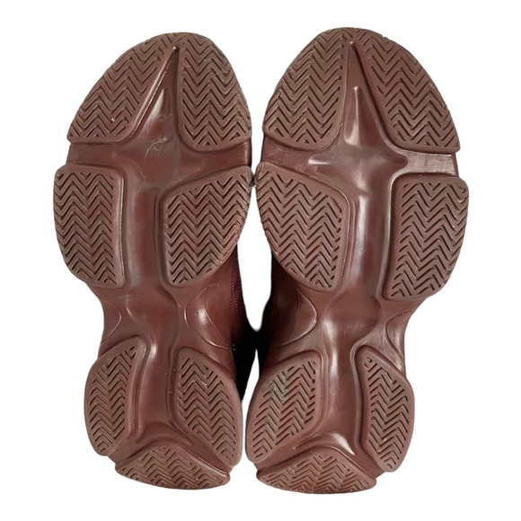 Steve Madden Maxima Sneaker - Picture 13 of 13